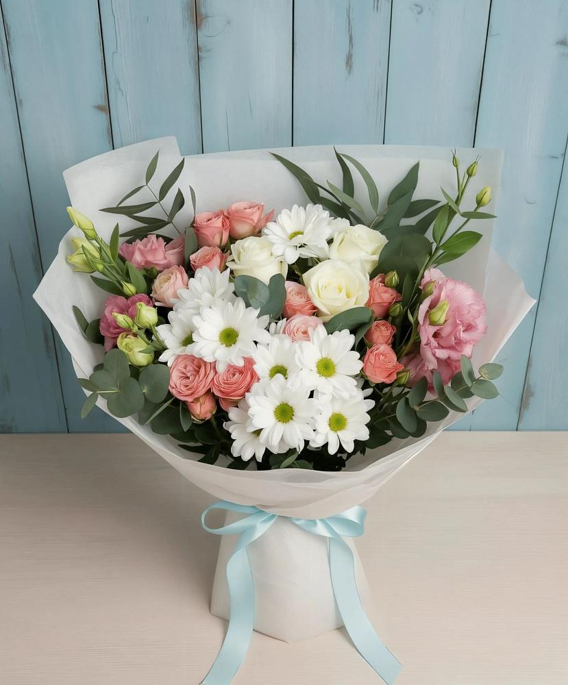 Букет цветов из: Розы, Лизиантусы и Хризантемы в Заозерном