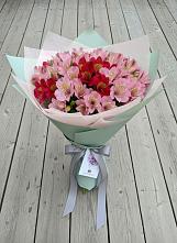 Букет цветов из:  Альстромерии в Заозерном