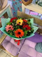 Букет цветов из:  Герберы, Хризантемы и Альстромерии #REPLACE_PRED# Заозерном