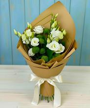 Букет цветов из:  Хризантемы и Лизиантусы #REPLACE_PRED# Заозерном