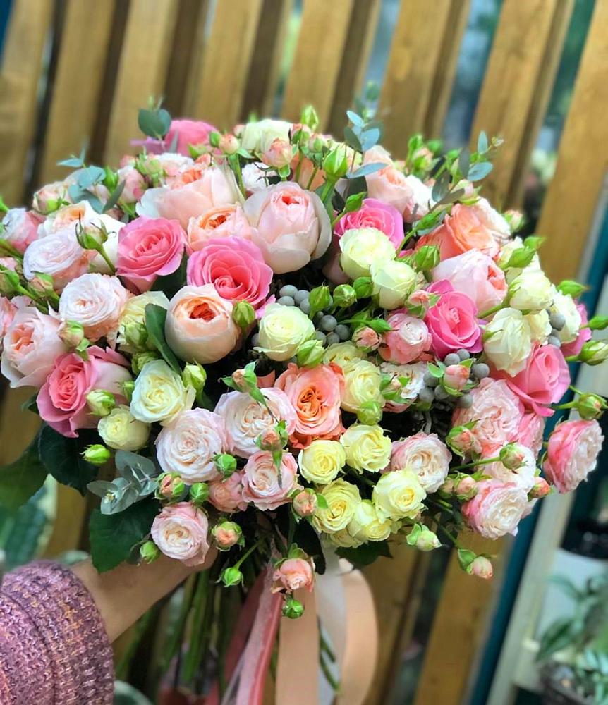 Букет цветов из: Розы в Заозерном