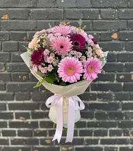 Букет цветов из:  Герберы и Хризантемы в Заозерном